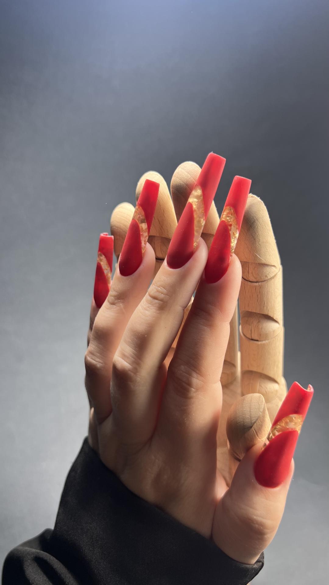 Studio Apejron #novisad Izlivanje noktiju Izlivanje noktiju gelom - XXL dužina