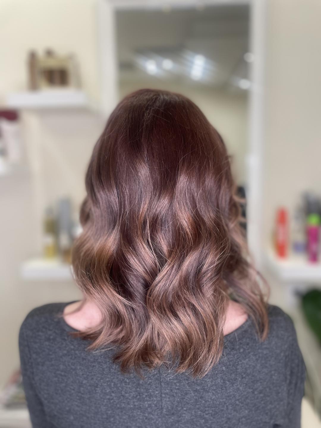 Amelie Hair and Beauty #beograd Farbanje kose Preliv cele dužine - kosa srednje dužine do ramena