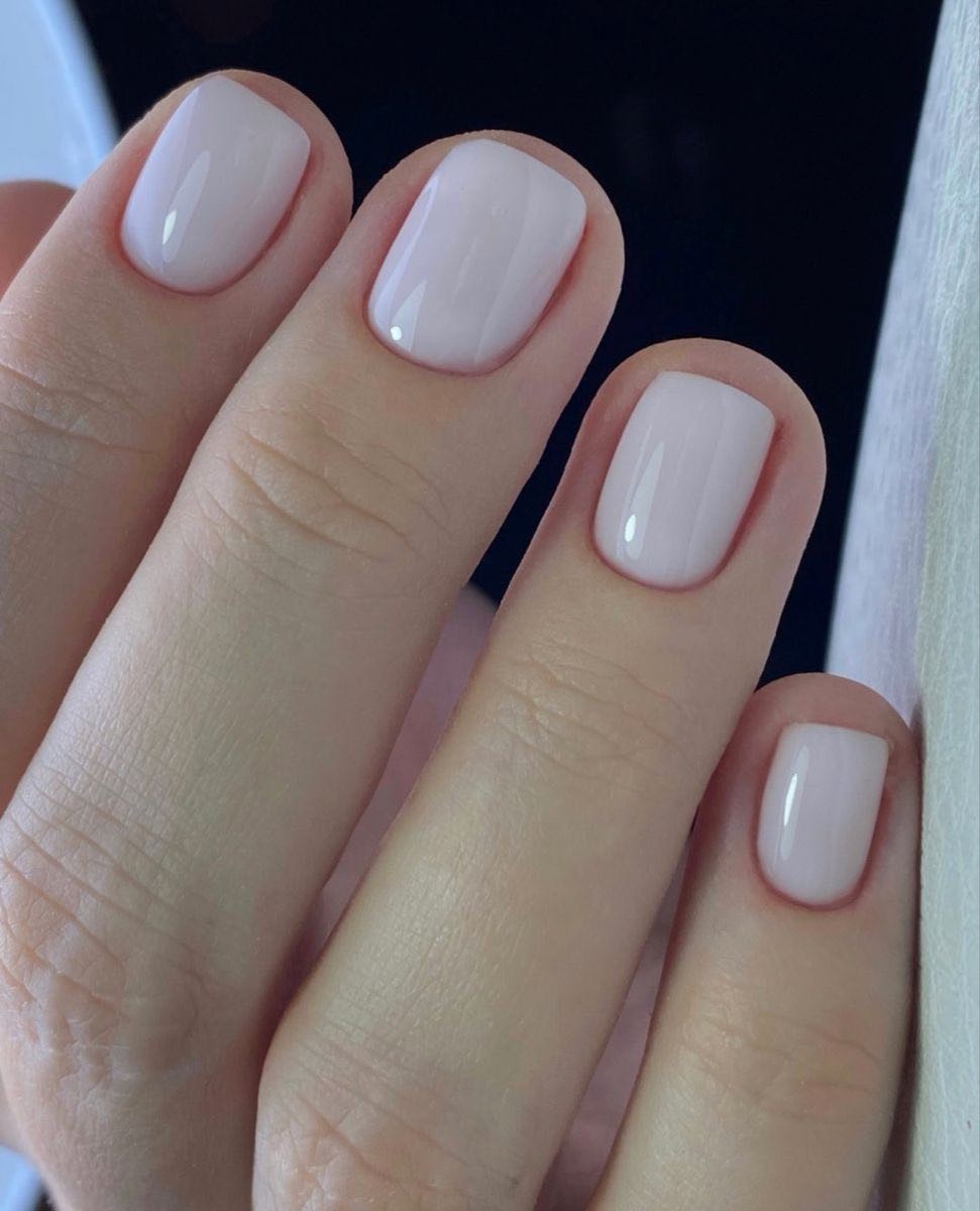 Moon Beauty Bar #beograd Gel lak Rubber baza / Gel lak - ruke