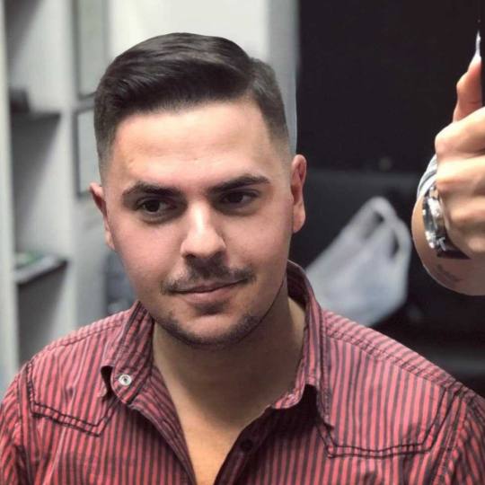 Headroom #beograd Muško šišanje Muško šišanje makazama + mašinicom ✂️ Nikola