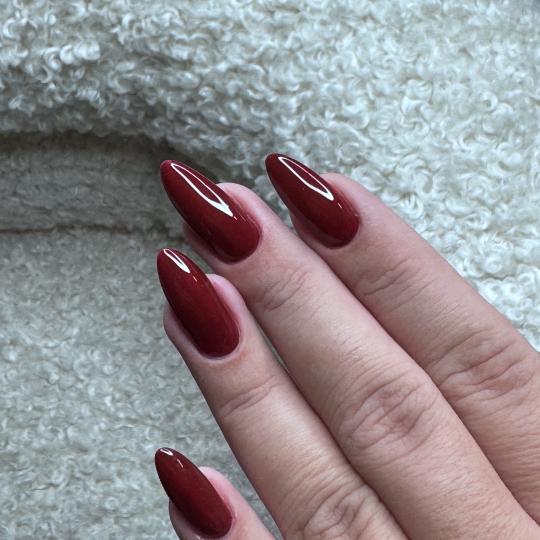 Elle beauty center #novisad Izlivanje noktiju Korekcija izlivanja noktiju - L dužina