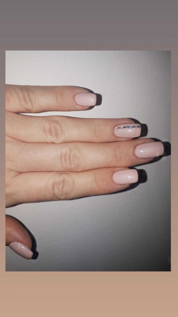 D&D Beauty Center #beograd Ojačavanje noktiju Ojačavanje prirodnih noktiju