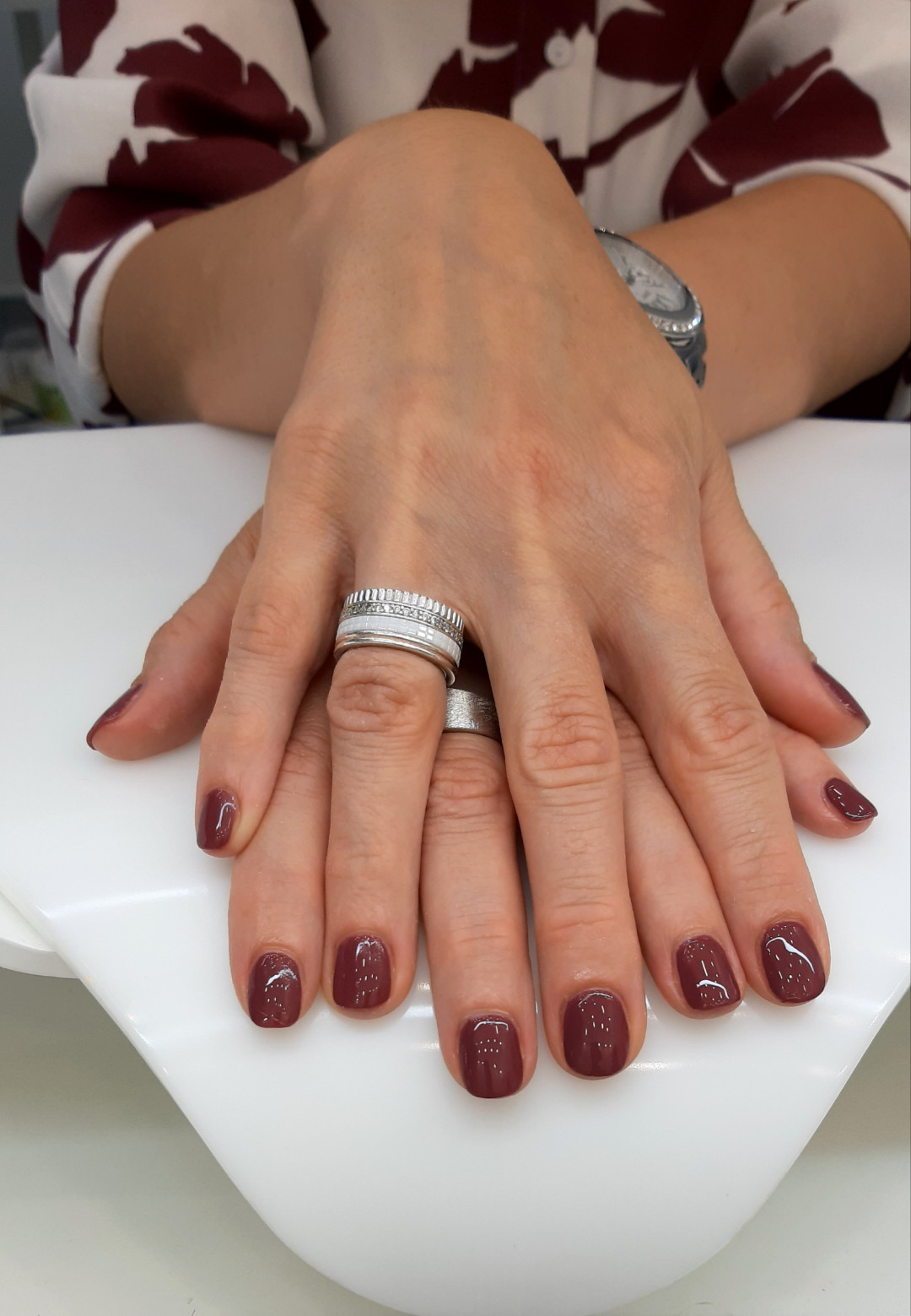 Albina Unisex Studio Lepote #temerin Gel lak Gel lak, ruber baza- ruke i mini manikir (bez skidanja tuđeg materijala)