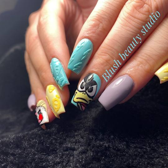 Blush Beauty Studio #beograd Izlivanje noktiju Izlivanje noktiju gelom + gel u boji - S dužina