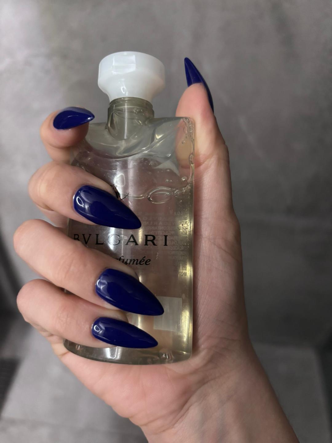 Vojin #beograd Izlivanje noktiju Izlivanje noktiju gelom - M dužina