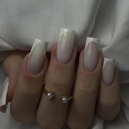 Elle beauty center usluga