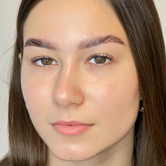 Code beauty factory #beograd Trepavice Lash lift Lash lift je tretman podizanja i uvijanja prirodnih