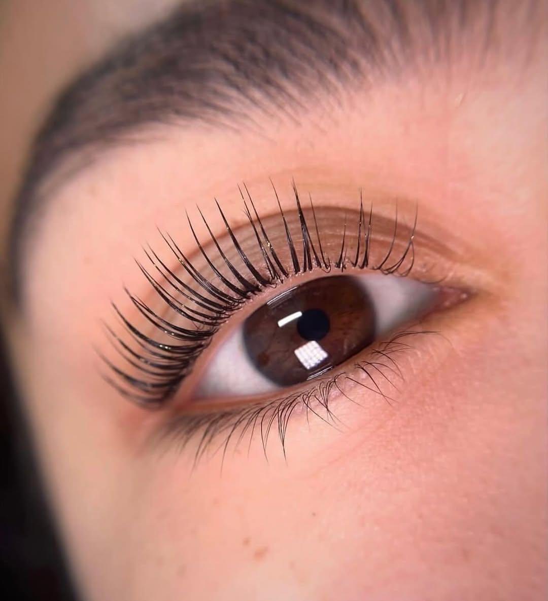 Laminiranje trepavice - AmiSo Beauty Studio, Novi Sad Trepavice Lice Trepavice, Novi Sad, Centar - Stari grad