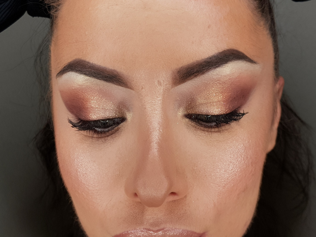 Ena beauty studio #nis Make-up / šminkanje Profesionalno šminkanje - bez veštačkih trepavica