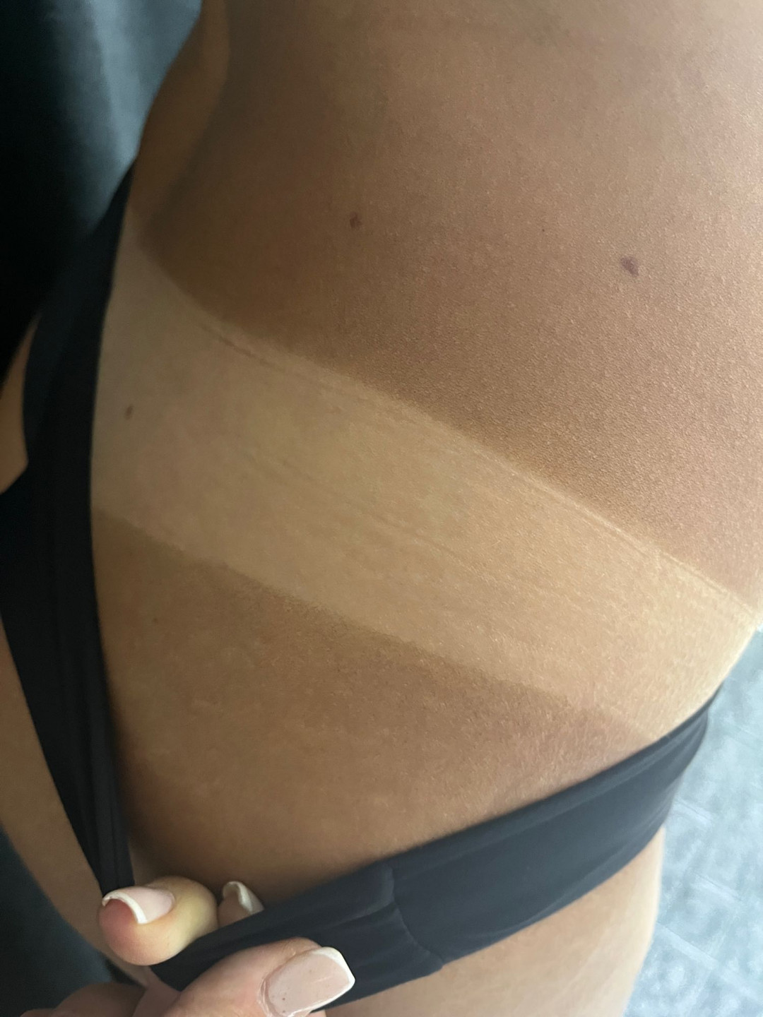 Spray Tan Bar #beograd Air brush potamnjivanje kože Spray tan - celo telo + lice