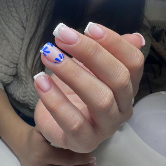 Spicy beauty #beograd Izlivanje noktiju Izlivanje noktiju gelom - S dužina