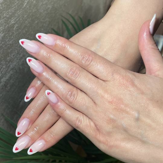 Beauty room Zvezdara #beograd Lakiranje noktiju French - dodatak uz uslugu