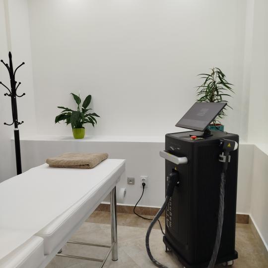 BeLume Laser centar #beograd Laserska epilacija Laserska epilacija celih nogu diodnim laserom - za d