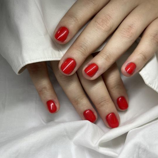 Gaslajterka #beograd Manikir Aparatni manikir + rubber baza + gel lak