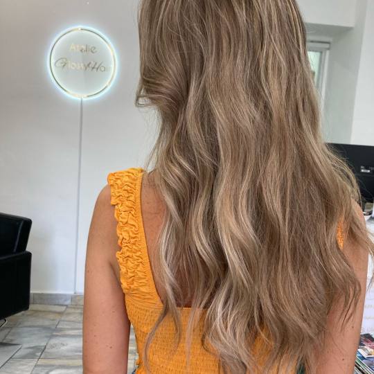 Atelje Glossy Hair #beograd Keratinski tretmani Pramenovi / balayage + Glossy tretman + feniranje - 