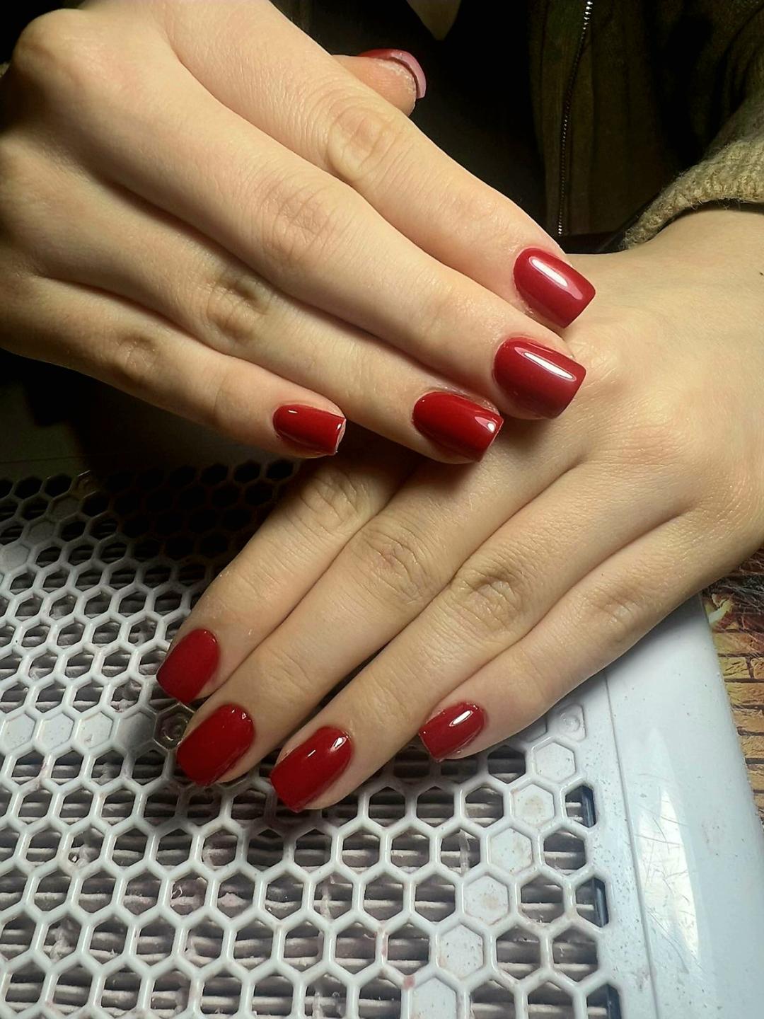 Korekcija trajni lak M dužina - Krispy tattoo & nails, Beograd Korekcija noktiju Nokti Korekcija noktiju, Beograd, Zemun Centar