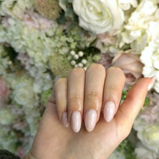 aBeauty Salon Lepote #beograd Manikir Ruski manikir + gel lak Dobrodošli u aBeauty Vračar, Vaš om