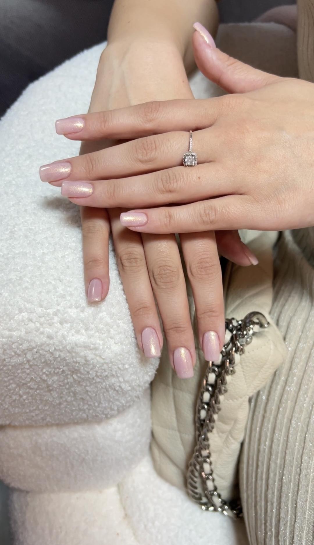 Manikir + gel lak - Fancy Girls, Beograd Manikir Nokti Manikir, Beograd, Vukov spomenik, Đeram