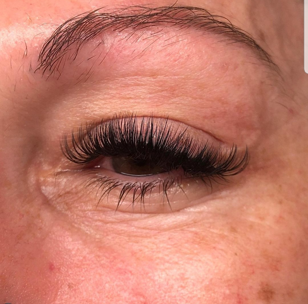 Miss Lash #beograd Nadogradnja trepavica Nadogradnja trepavica - volumen 8 - 12D