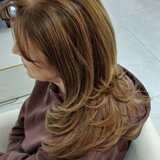 Dve mace 2 #beograd Feniranje i stilizovanje Feniranje na ravno - duga kosa