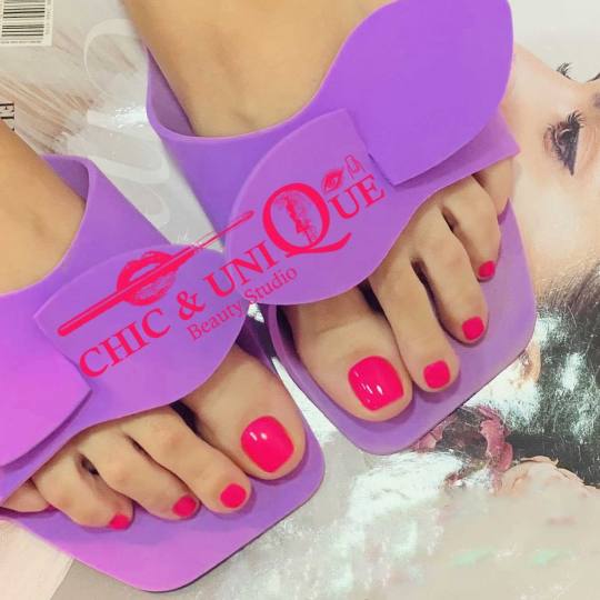 Chic & Unique Beauty Studio #beograd Medicinski pedikir + gel/lak