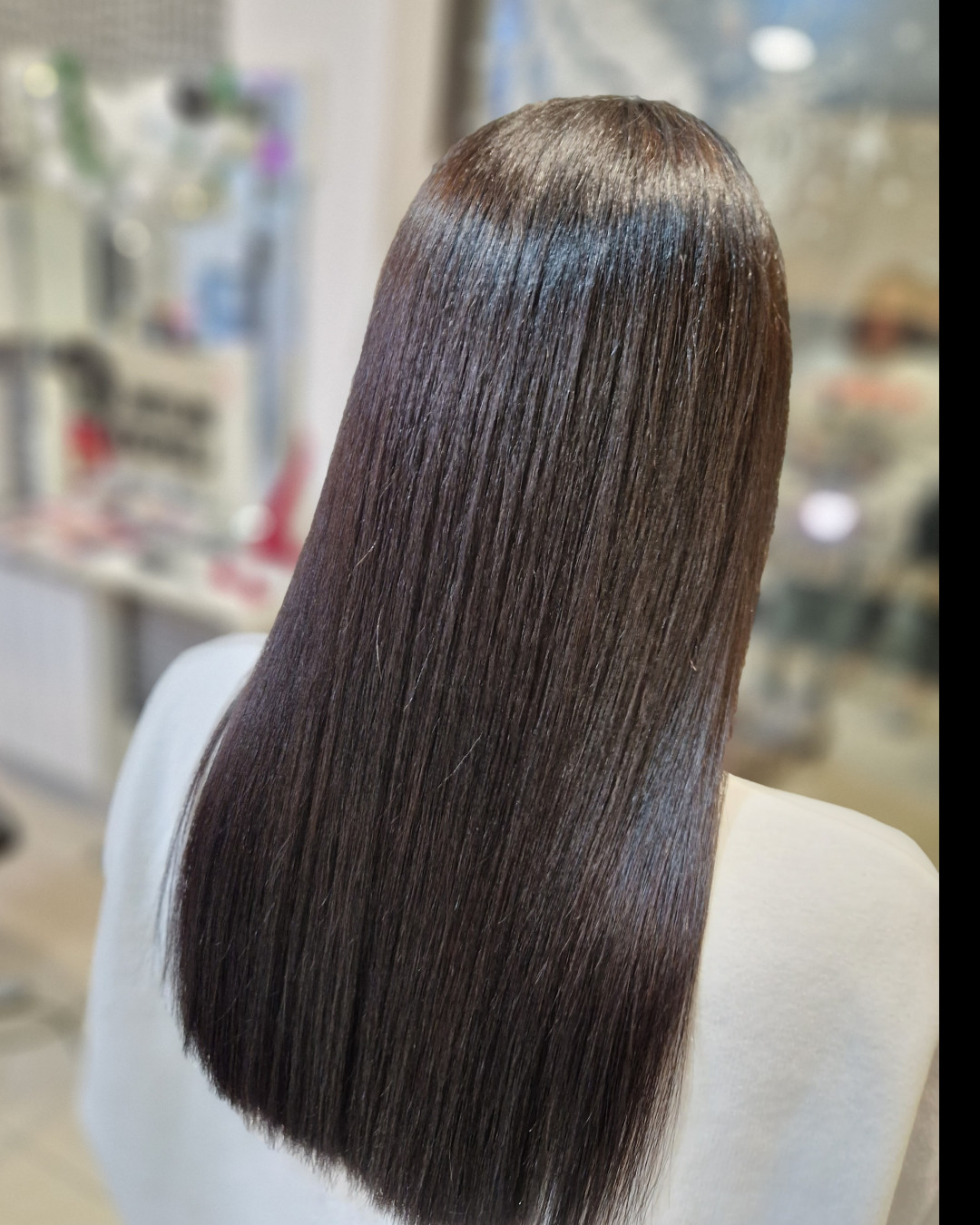 Butik Lepote #beograd Keratinski tretmani Keratinsko ispravljanje kose - duga gusta kosa do polovine leđa