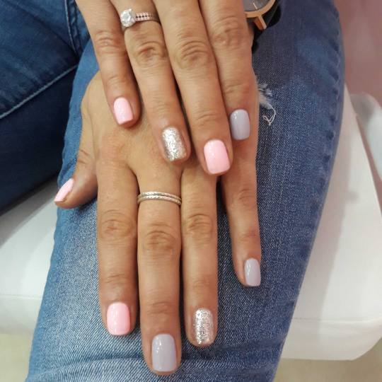 Nevena #beograd Manikir gel lak Manikir + gel lak
