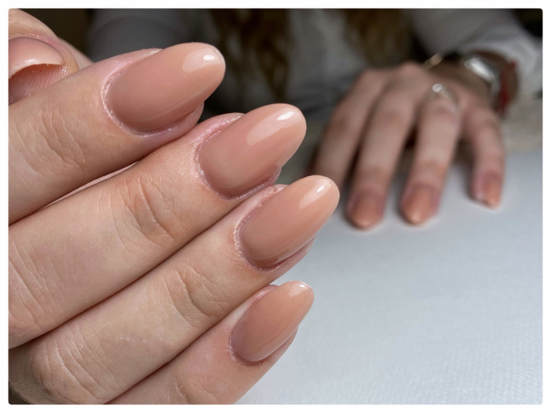 Monami beauty #beograd Izlivanje noktiju Izlivanje noktiju M - dužina