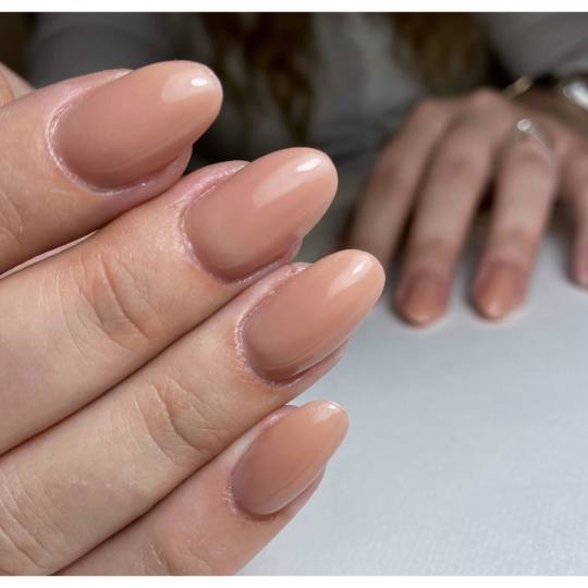 Monami beauty #beograd Izlivanje noktiju Izlivanje noktiju M - dužina