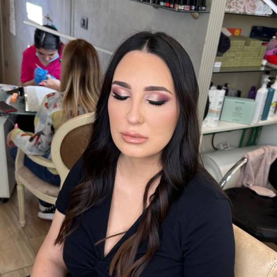 Bibi beauty centar #beograd Make-up / šminkanje Profesionalno šminkanje + veštačke trepavice bib