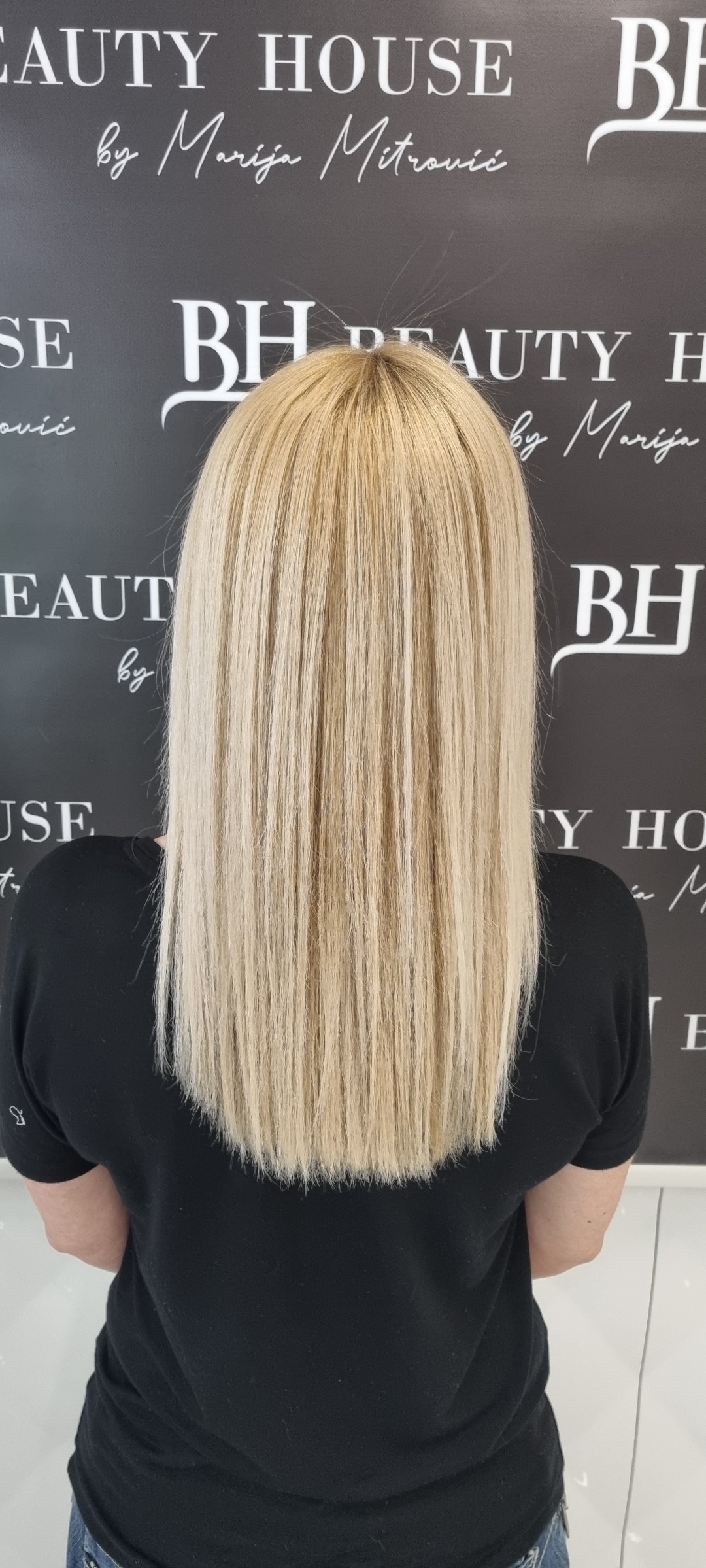 Beauty House by Marija Mitrović, Niš LookBook