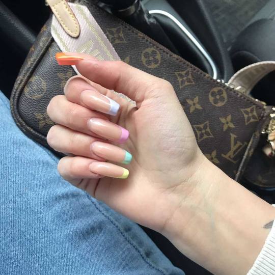 Miss Princess Make up #beograd Izlivanje noktiju Korekcija izlivanja noktiju gelom / akrilom / akry 