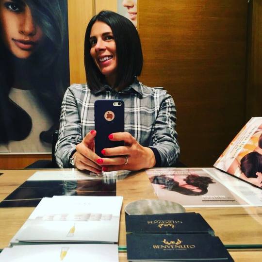 Studio Benvenuto #beograd Žensko šišanje Žensko šišanje + feniranje na ravno - kosa srednje du