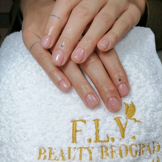 F.L.Y. Beauty Beograd #beograd Manikir Ruski manikir + ojačavanje noktiju + gel lak (rubber baza)