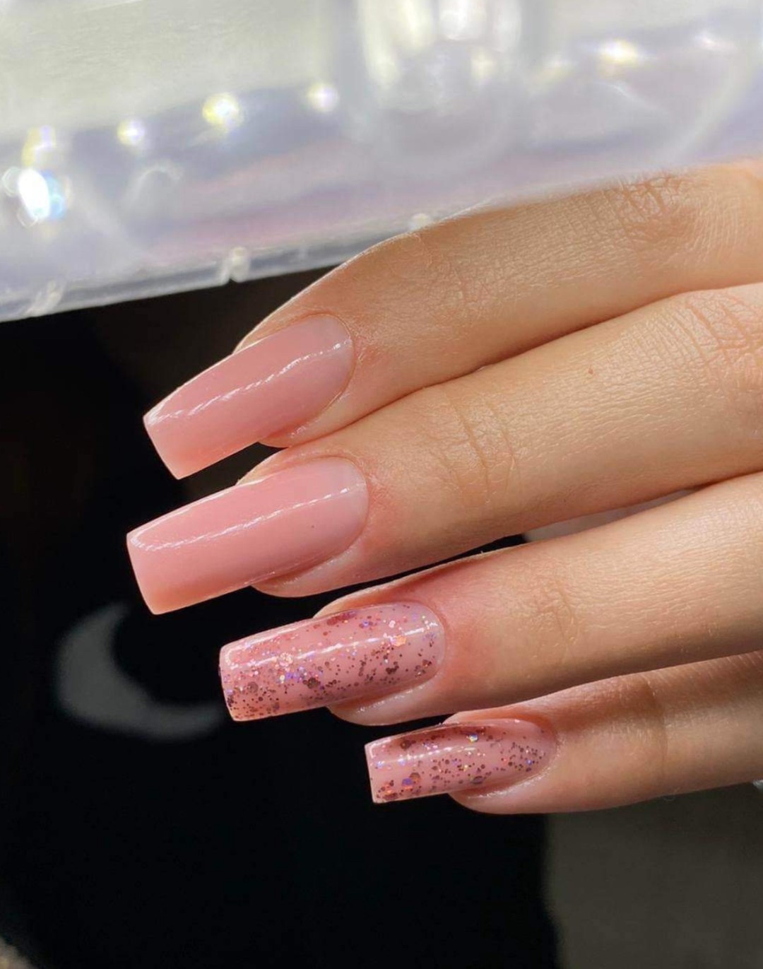 Izlivanje noktiju gelom - L dužina - One Beauty Studio, Beograd Izlivanje noktiju Nokti Izlivanje noktiju, Beograd, Kaluđerica, Grocka
