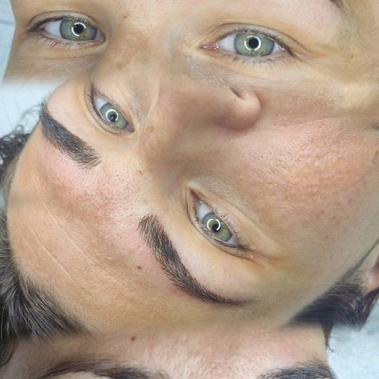 Vanila DV #crvenka Obrve Microblading bold brows Microblading,Bold Brows,ukoliko imate nedostatke na