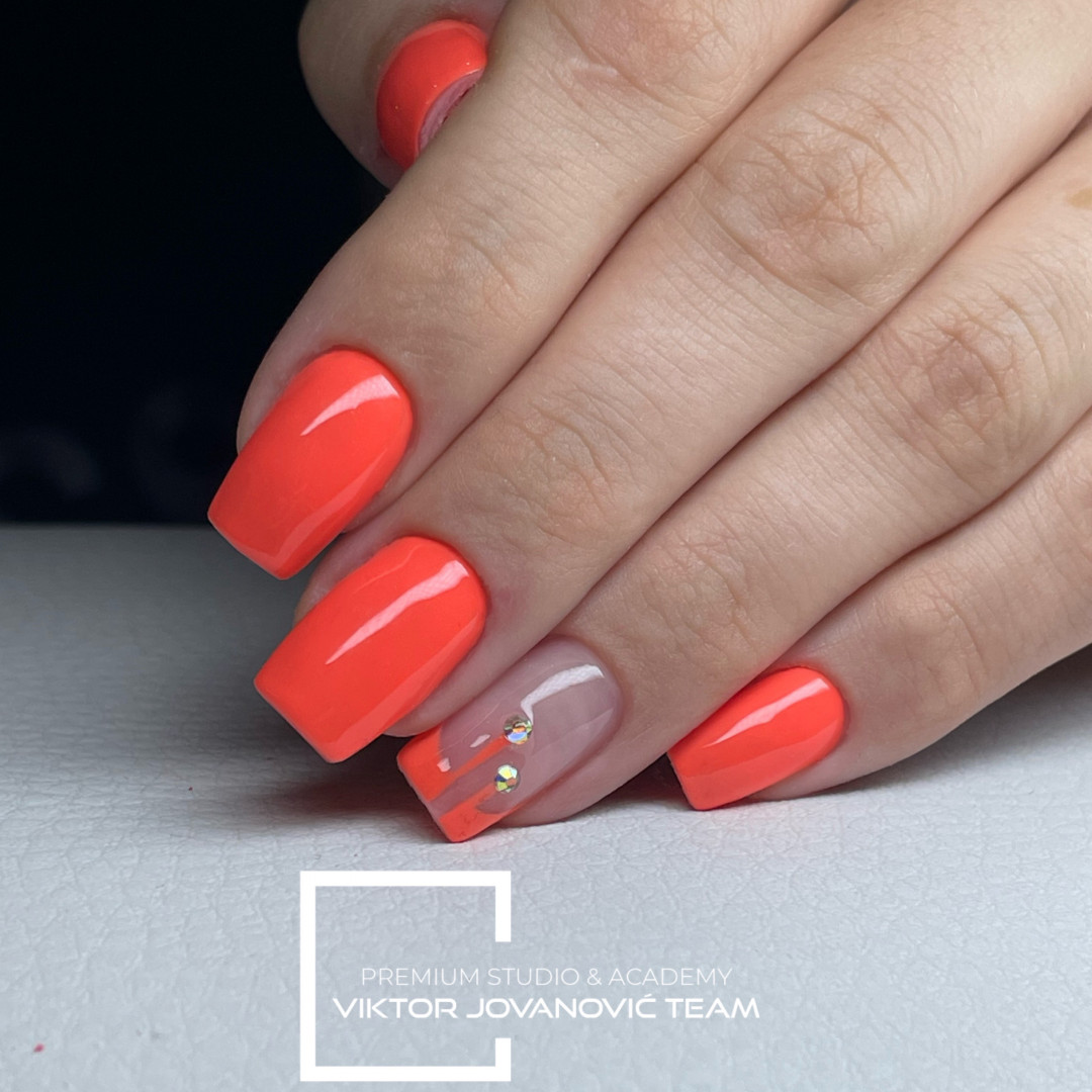 Korekcija noktiju - M velicina - BEAUTY CENTER Viktor Jovanović, Subotica Nadogradnja noktiju Nokti Nadogradnja noktiju, Subotica, Centar