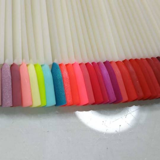 Slatka moja #beograd paleta gel lakova - mat boje