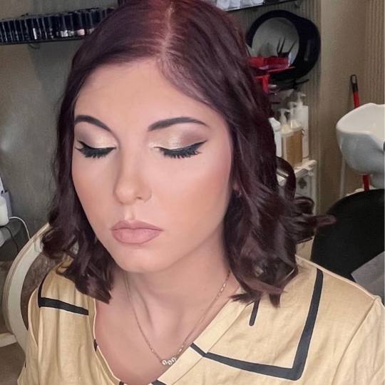 Bibi beauty centar #beograd Make-up / šminkanje Profesionalno šminkanje + veštačke trepavice mak
