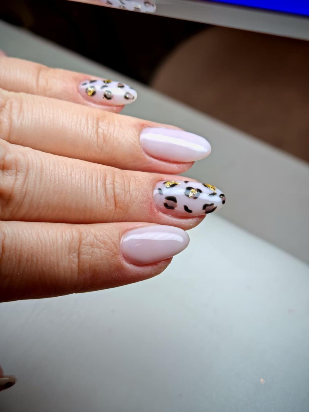 Choco Love #beograd Manikir Aparatni manikir + gel lak