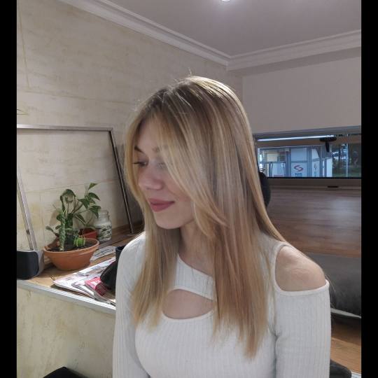 Frizerska Radionica #beograd Pramenovi Pramenovi + preliv + nega kose - duga kosa Pramenovi, preliv,