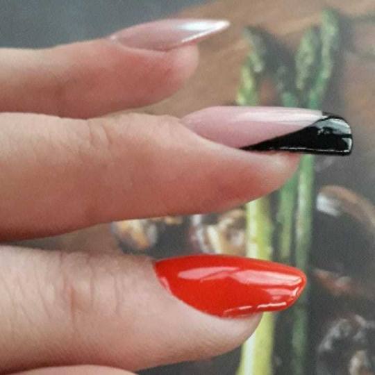 Estetic studio Ognjanović #beograd Manikir Izlivanje noktiju gelom 3 razlicite forme gelom i gum ge