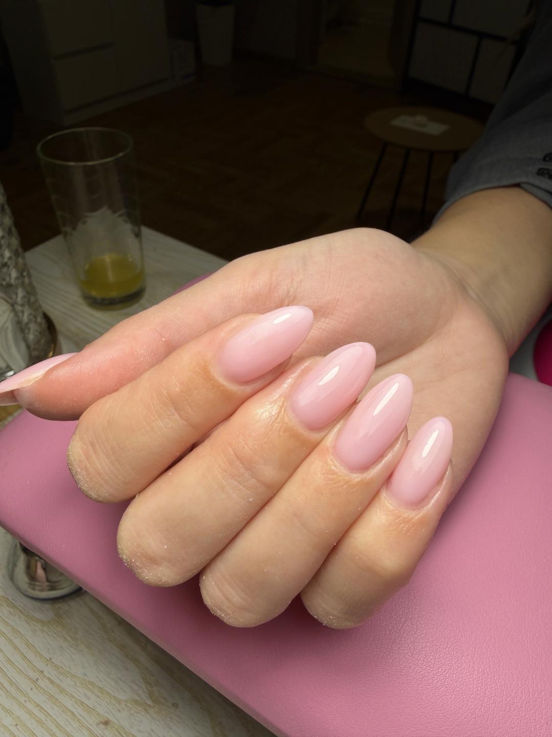 Ojačavanje prirodnih noktiju gelom - Beauty room Zvezdara, Beograd Ojačavanje noktiju Nokti Ojačavanje noktiju, Beograd, Zvezdara