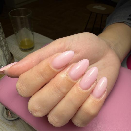 Beauty room Zvezdara #beograd Ojačavanje noktiju Ojačavanje prirodnih noktiju gelom