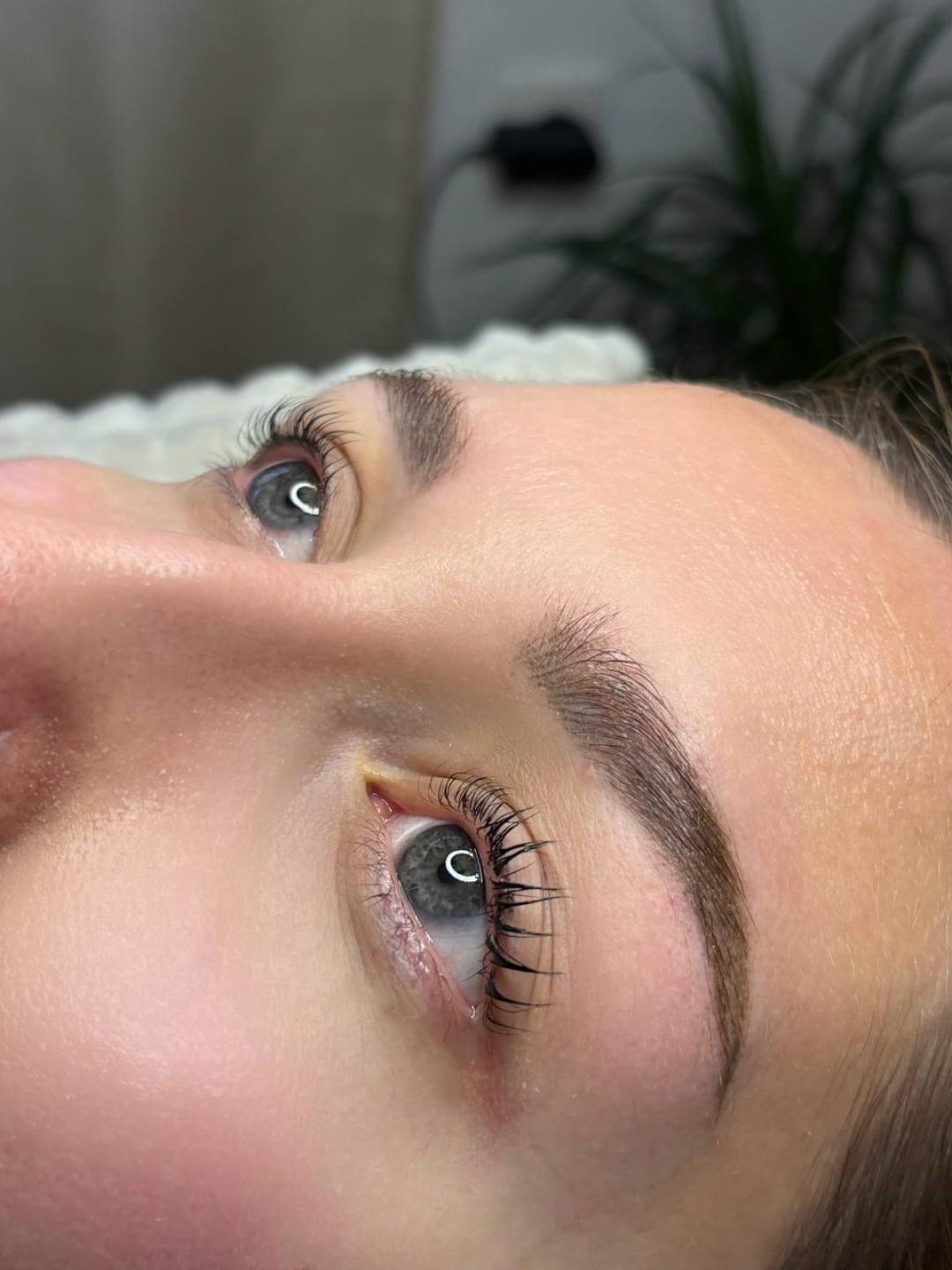 Aora #novisad Trepavice Lash lift