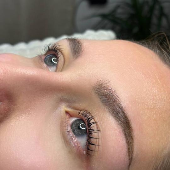 Aora #novisad Trepavice Lash lift