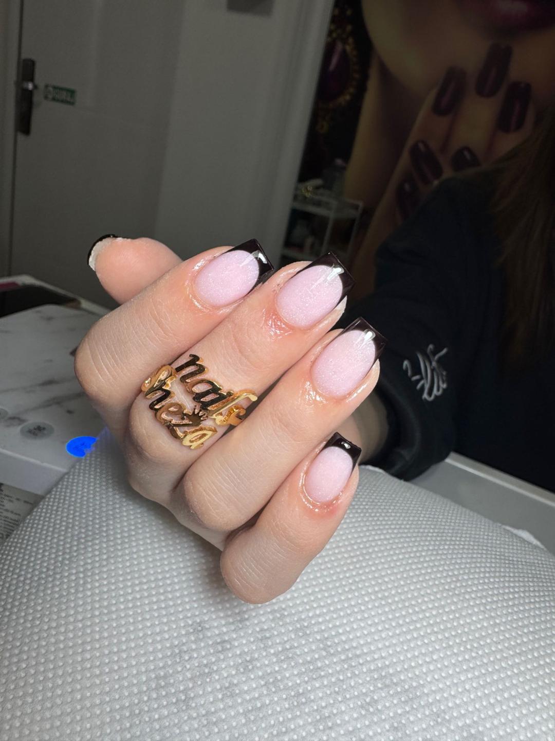 Sneža Nails #beograd Izlivanje noktiju Izlivanje noktiju gelom - S dužina