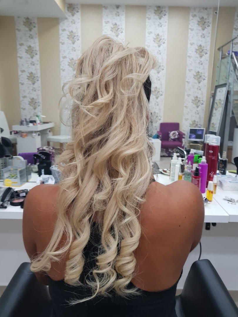 Perfect Lady #beograd Uvijanje, lokne i talasi