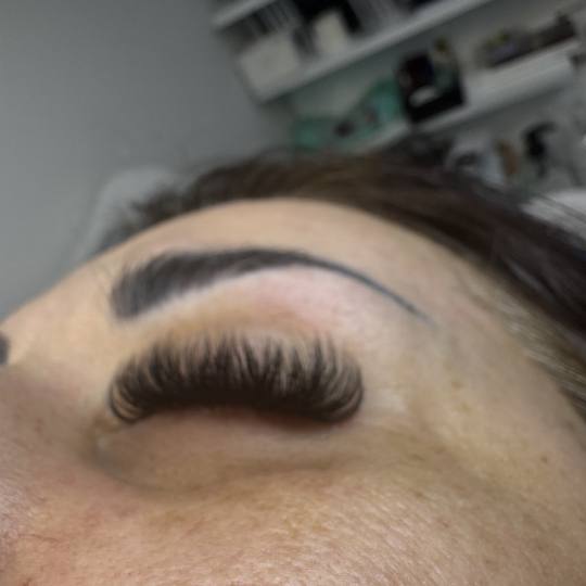MM beauty 2024 #krusevac Nadogradnja trepavica Nadogradnja volumenskih trepavica