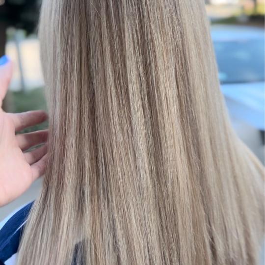 Beauty house by Marina #novisad Pramenovi Pramenovi na foliju - duga kosa Frizerski saloni